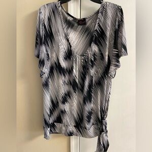 Torrid Black and White Patterned Blouse 2X